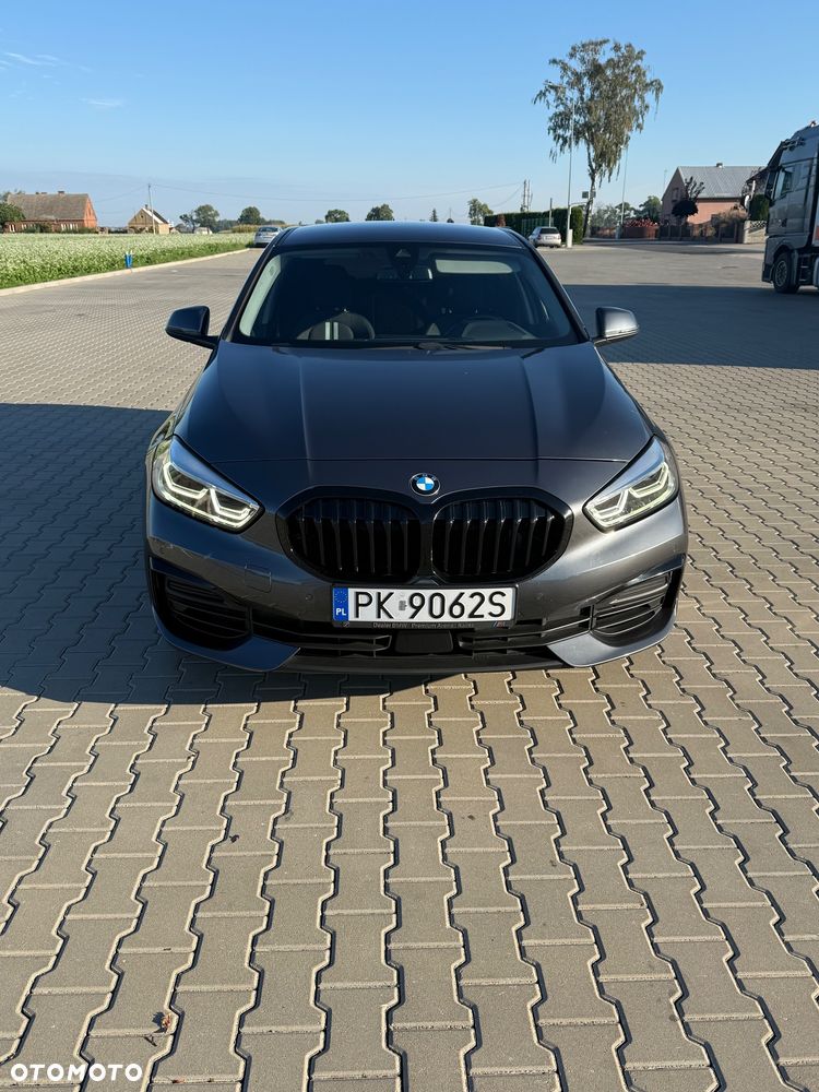 BMW 1 Series 2021 photo 3