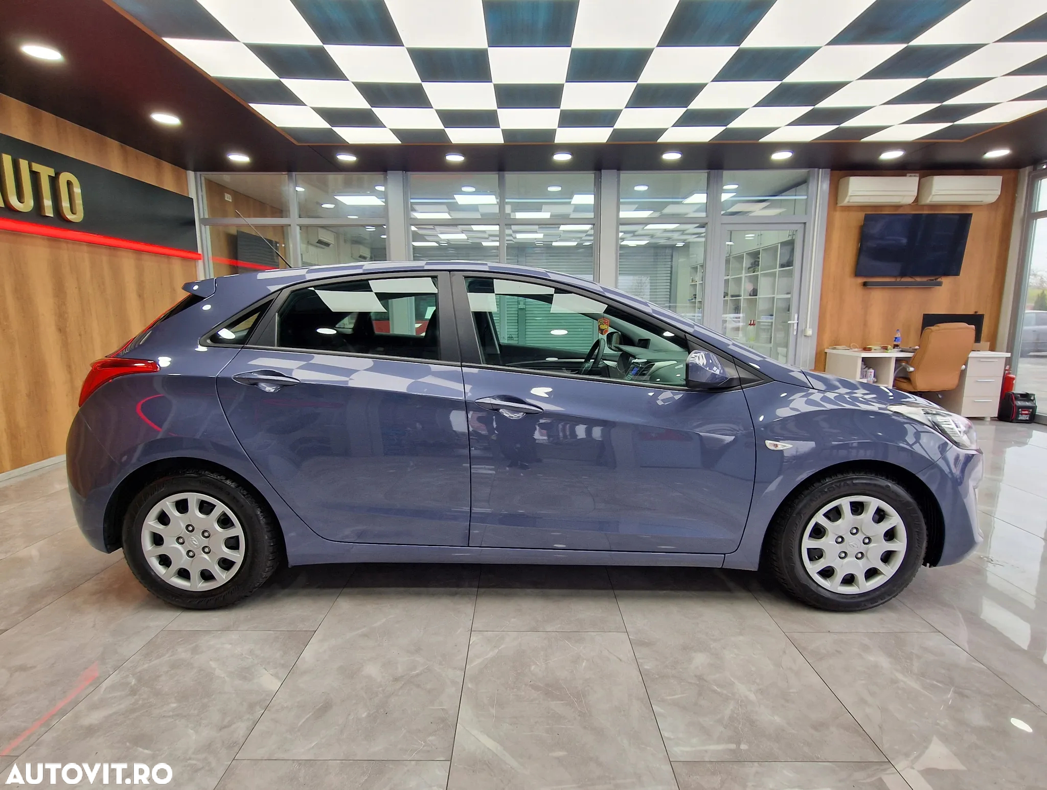 Hyundai i30 1.4 Comfort - 13