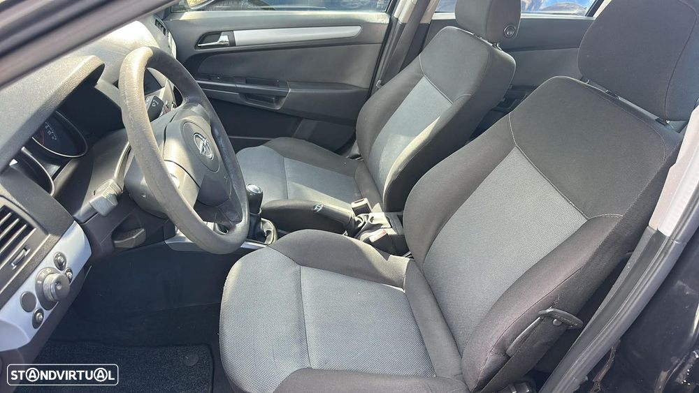 Opel Astra 1.7 CDTI Enjoy - 11