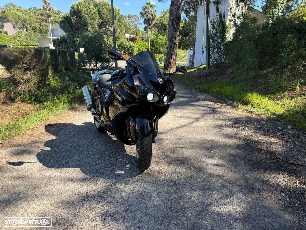 Kawasaki ZZR 1400 - 22
