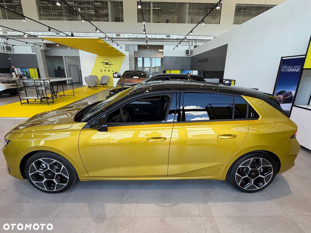 Opel Astra 1.2 T mHEV Ultimate eDTC - 9