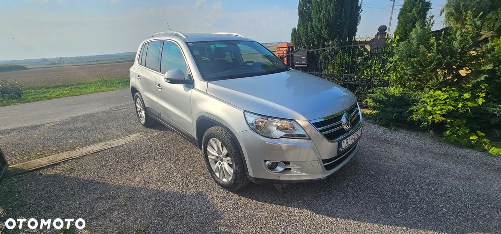 Volkswagen Tiguan - 2