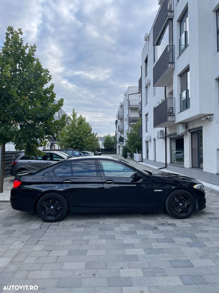 BMW Seria 5 525d Sport-Aut. - 18