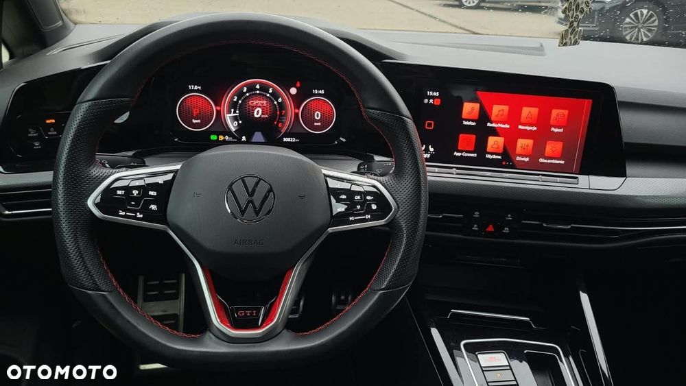 Volkswagen Golf - 6