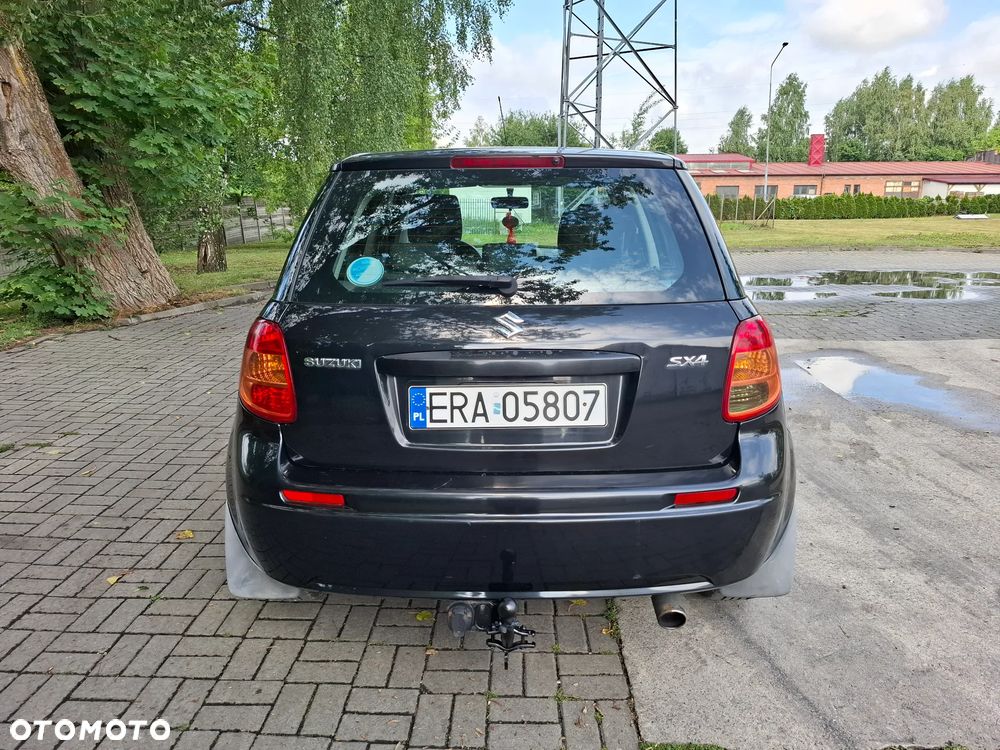 Suzuki SX4 1.9 DDiS 4WD GS / Premium - 4