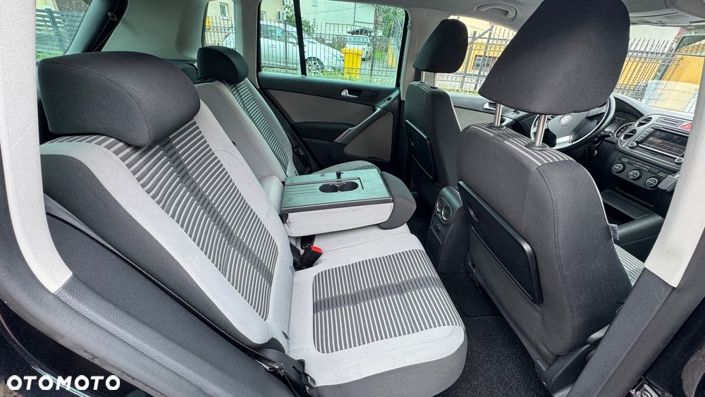 Volkswagen Tiguan 2.0 TSI 4Motion Track & Field - 17