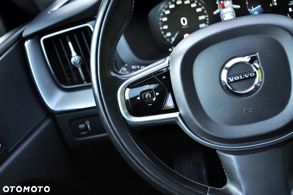 Volvo XC 60 T5 Inscription - 36