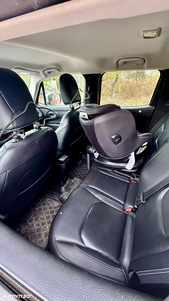 Jeep Renegade 2016 diesel, 9.999 € — imagine 11
