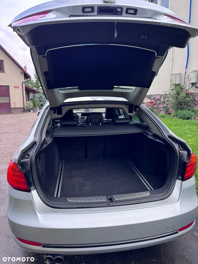 BMW 3GT 328i Luxury Line - 9