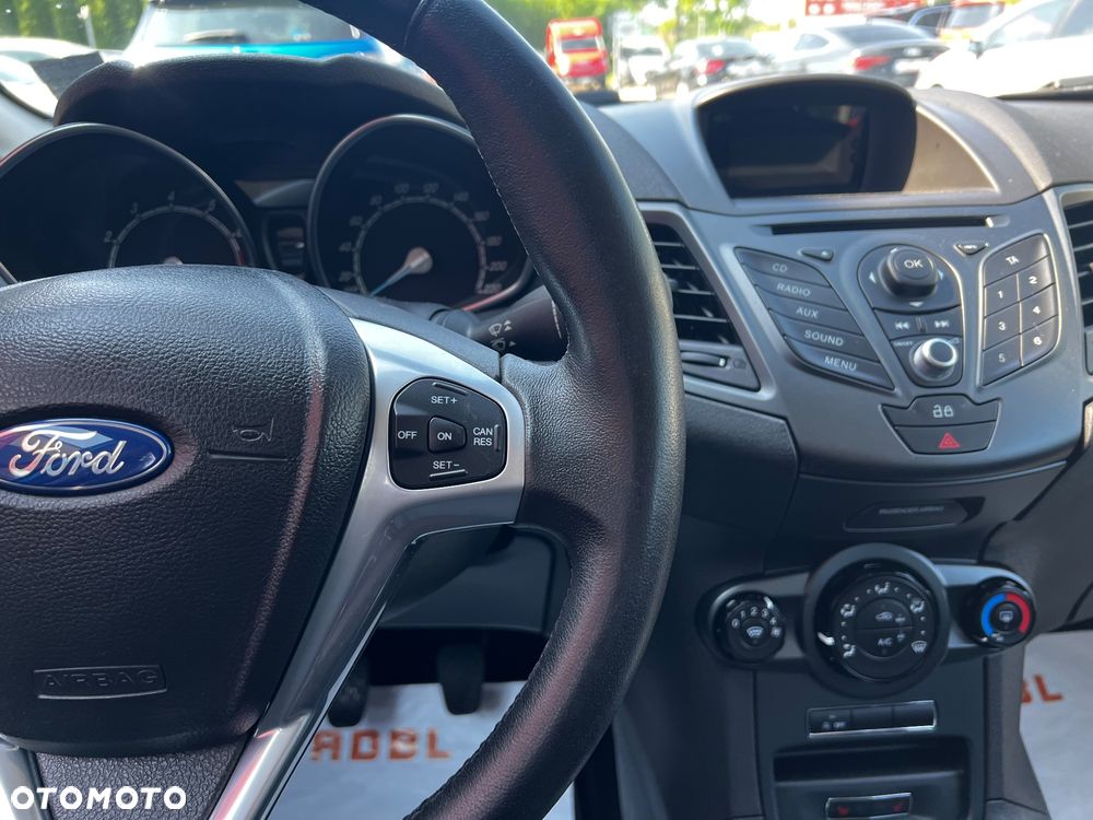 Ford Fiesta - 19