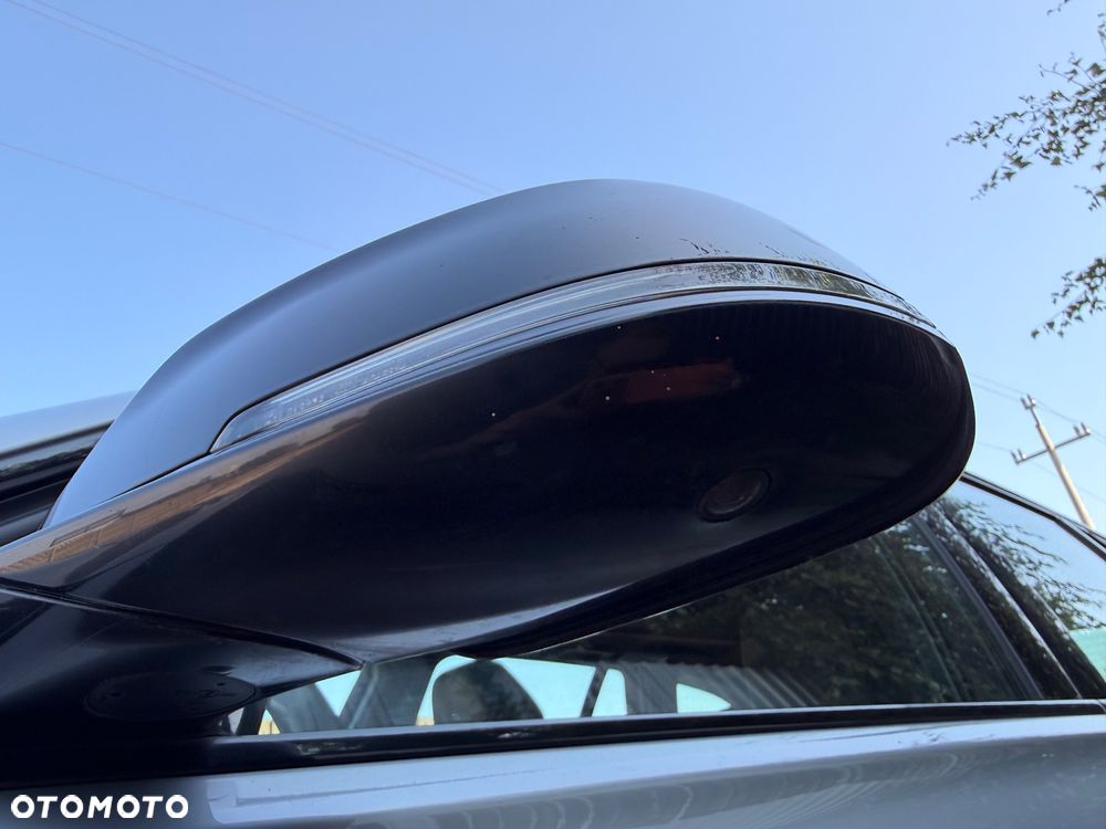 BMW Seria 3 320d xDrive - 25