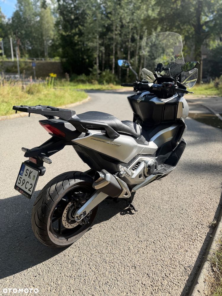 Honda NSS - 9