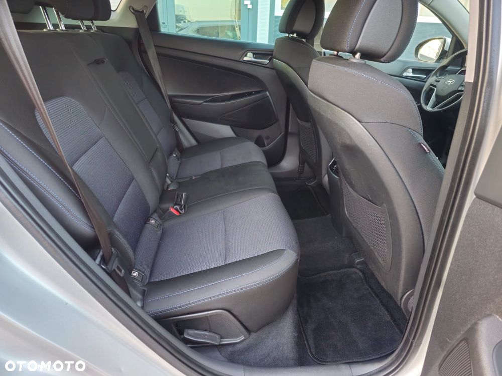 Hyundai Tucson blue 1.6 GDi 2WD Passion - 16
