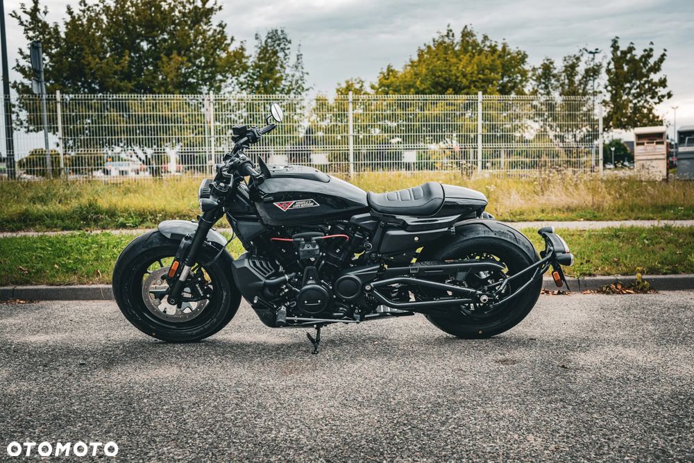 Harley-Davidson Sportster - 1