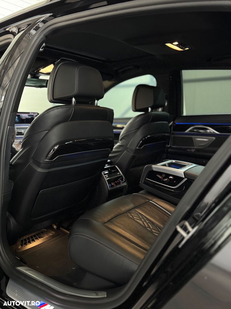 BMW Seria 7 745e - 9