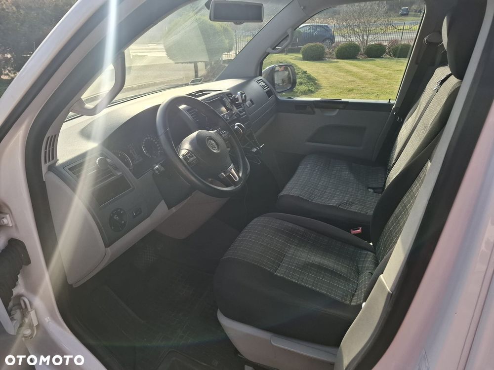 Volkswagen Transport T5 - 18