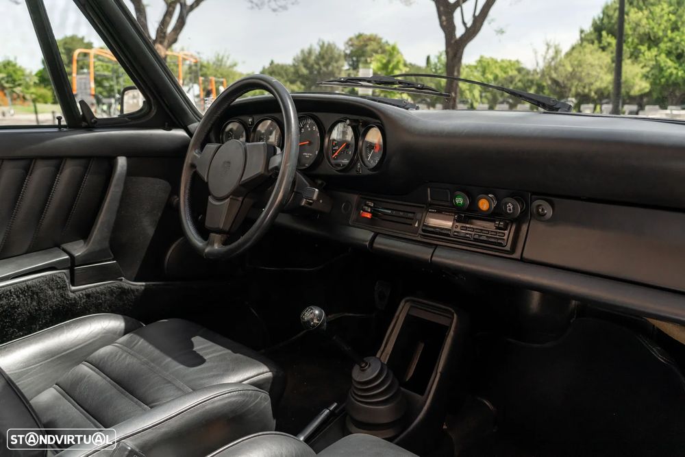 Porsche 911 Série G - 9