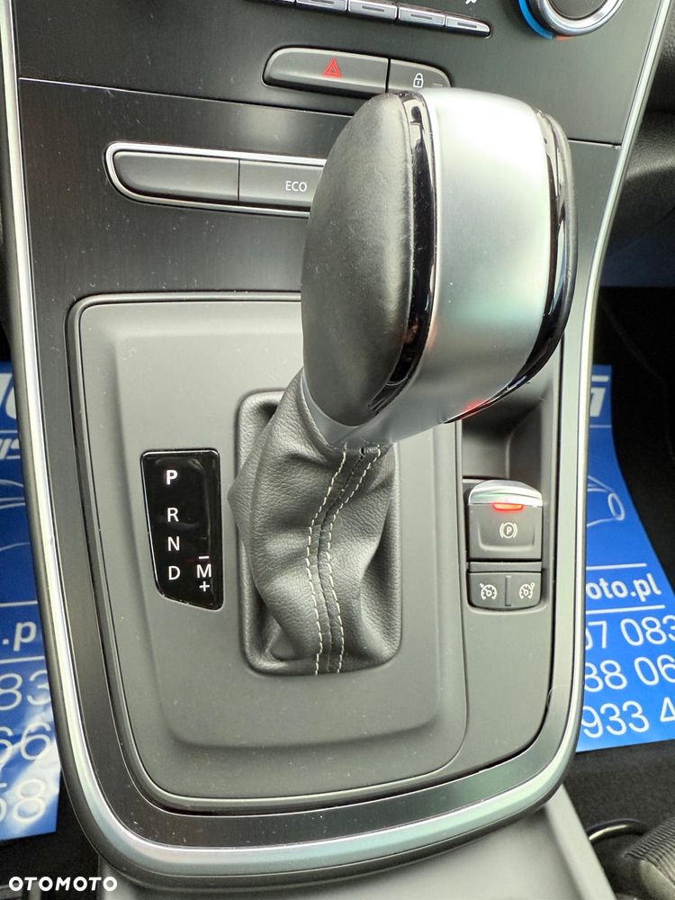 Renault Scenic BLUE dCi 120 EDC BUSINESS EDITION - 24