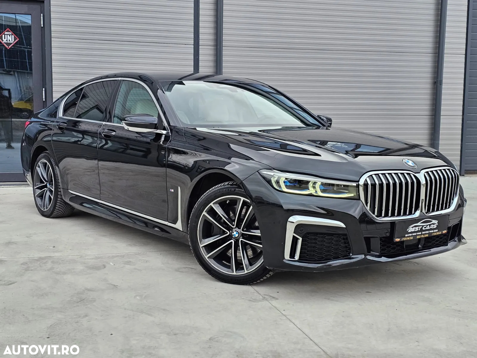 BMW Seria 7 745e - 4