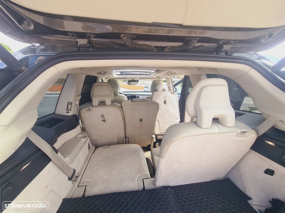 Volvo XC 90 - 20