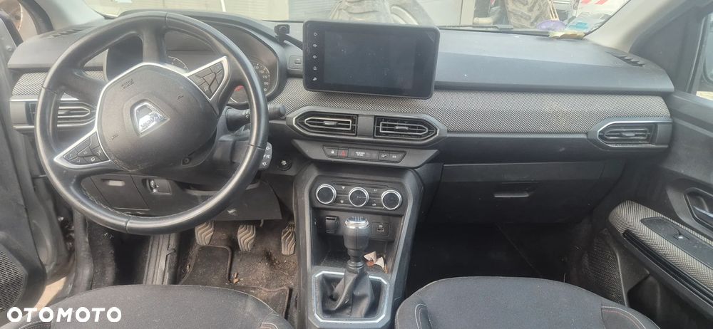 Dacia Jogger 1.0 TCe Extreme 7os - 28