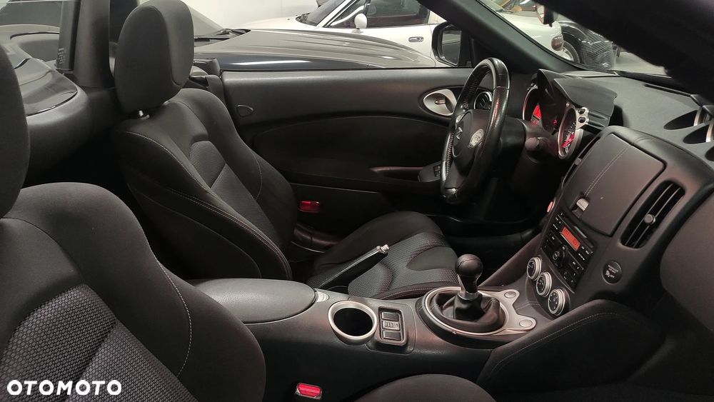 Nissan 370 Z - 14