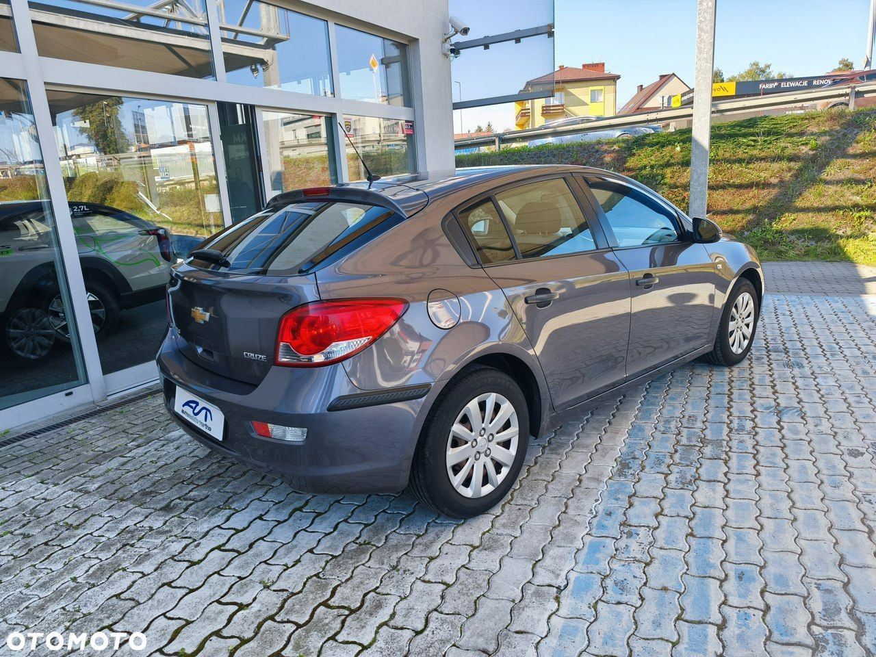 Chevrolet Cruze 1.6 LS+ - 6