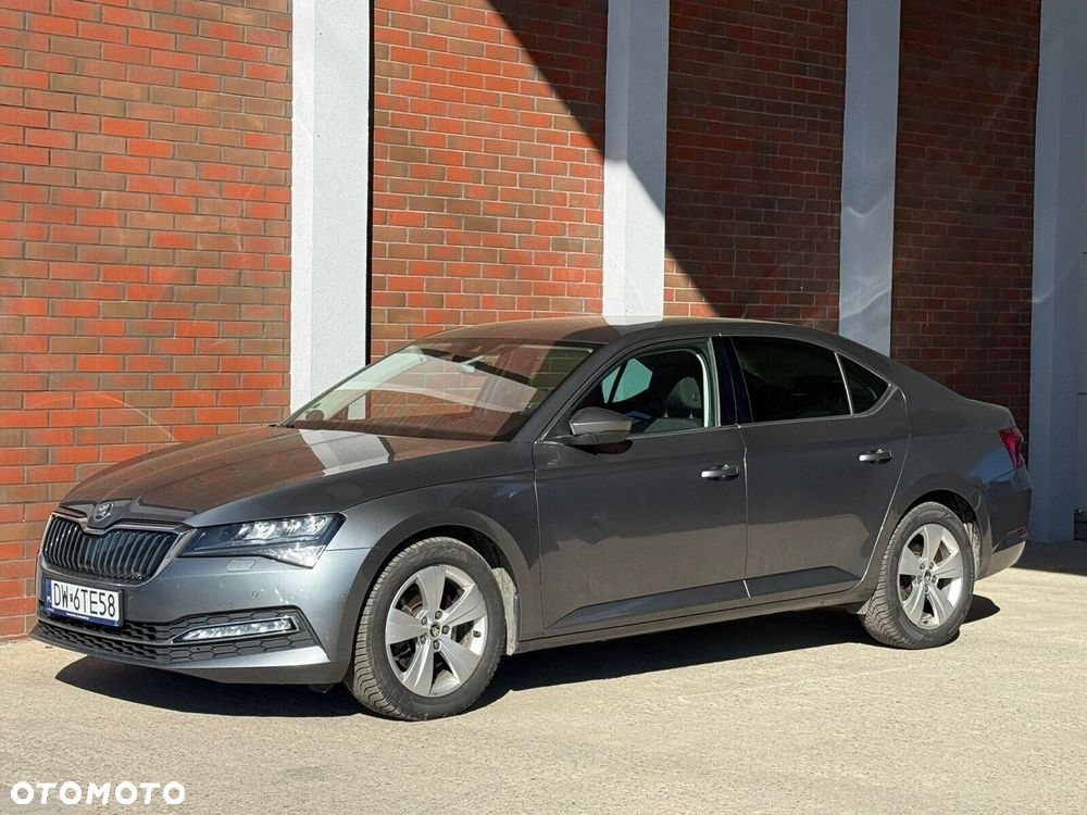 Skoda Superb 2.0 TDI SCR Style DSG - 1