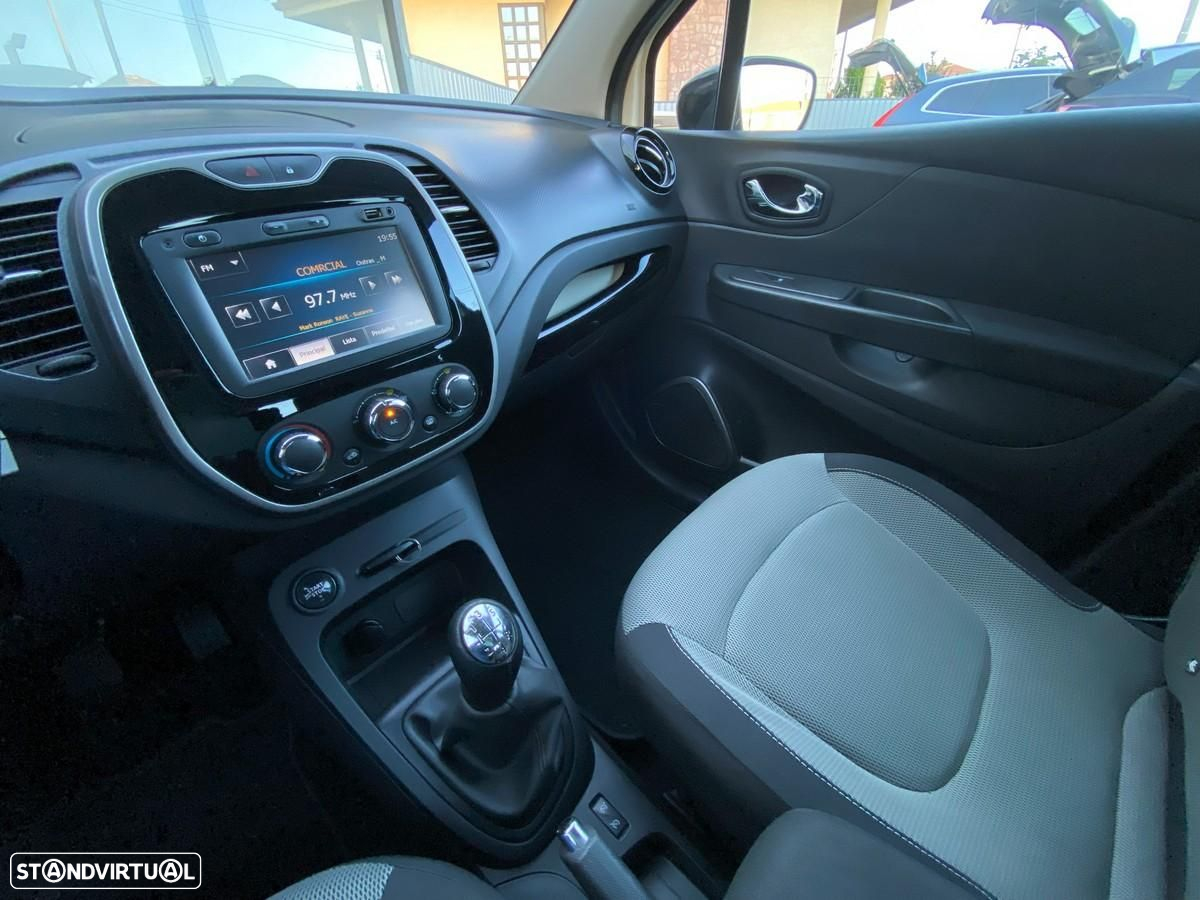 Renault Captur 1.5 dCi Exclusive - 6
