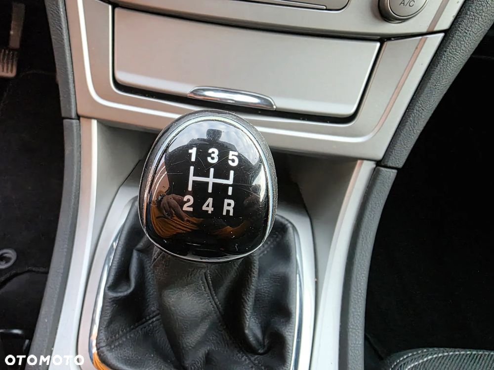 Ford Mondeo 1.6 Ti-VCT Trend - 34