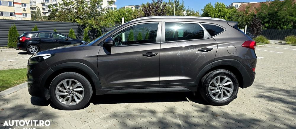 Hyundai Tucson 2.0 CRDI 4WD 6MT Style - 20