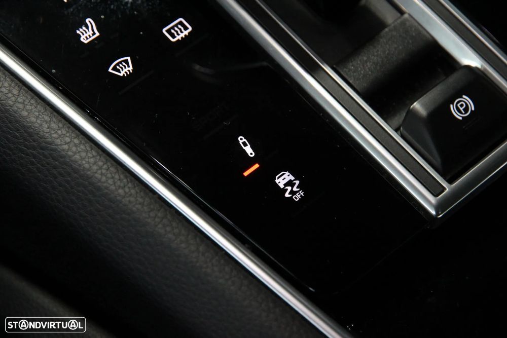 Porsche Panamera Sport Turismo 4 E-Hybrid Platinum Edition - 19