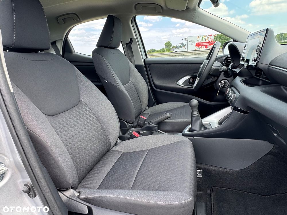 Toyota Yaris - 7