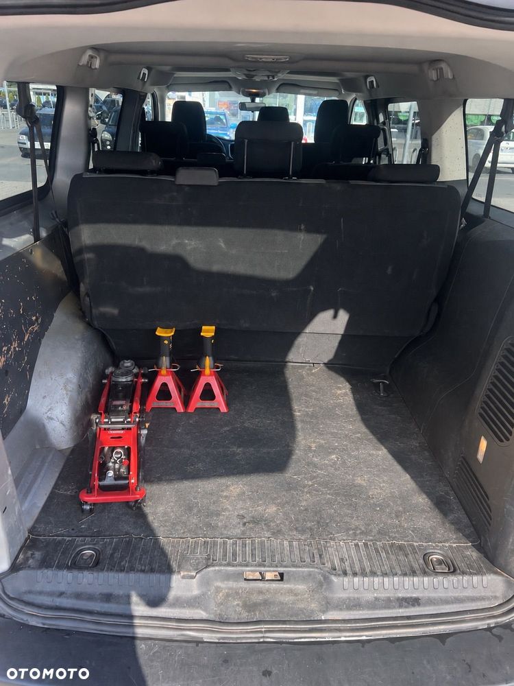 Peugeot Expert Kombi Long 2,8t - 13