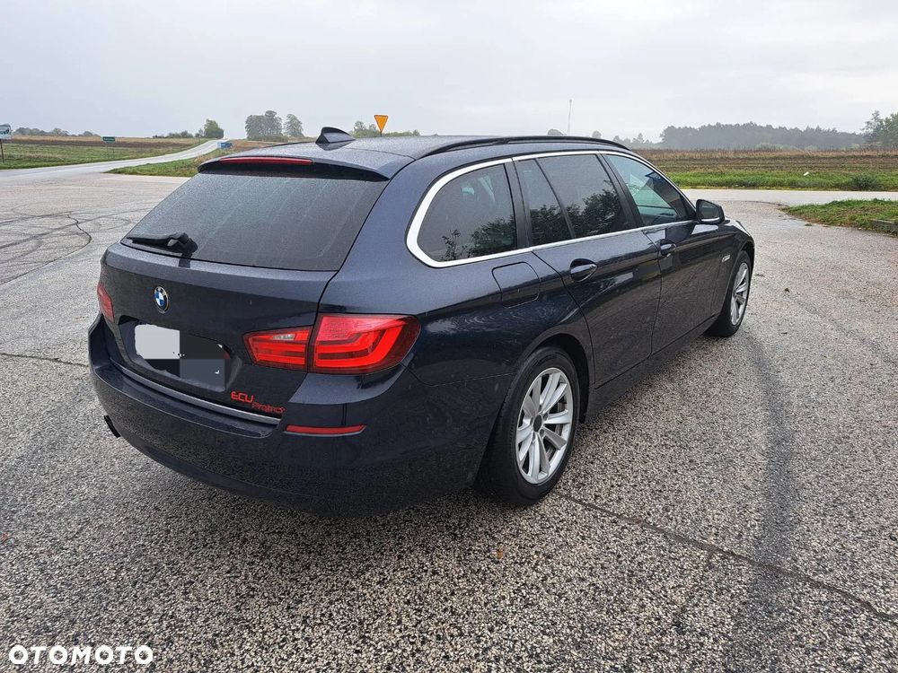 BMW Seria 5 520d Luxury Line - 3
