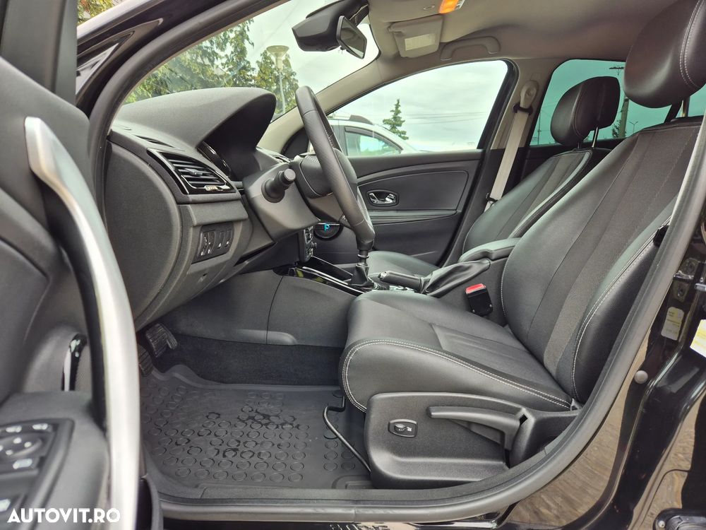 Renault Megane ENERGY dCi 110 Start & Stop Bose Edition - 15