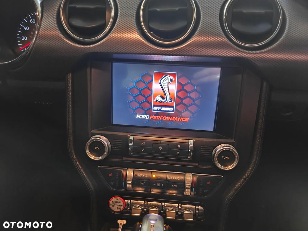 Ford Mustang 5.0 V8 GT - 26