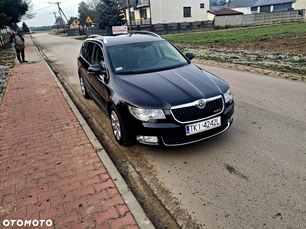 Skoda Superb 1.6 TDI GreenLine - 4