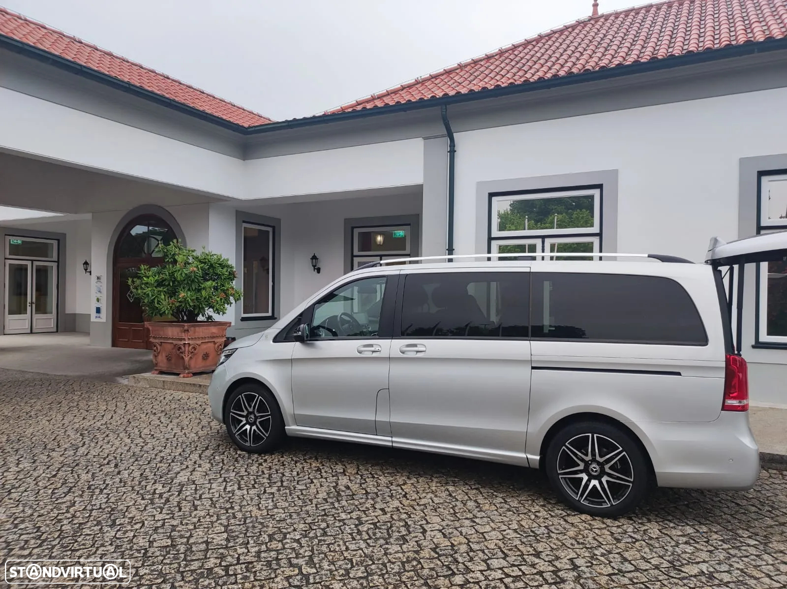 Mercedes-Benz V 250 d Longo Avantgarde - 11