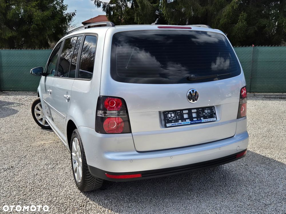Volkswagen Touran 1.9 TDI DPF DSG Freestyle - 16