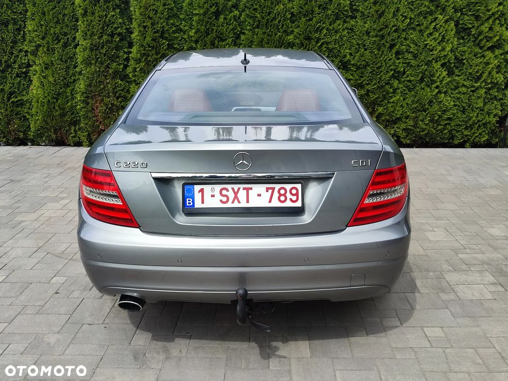 Mercedes-Benz Klasa C 220 BlueTEC BlueEFFICIENCY Edition 7G-TRONIC Edition 1 - 18