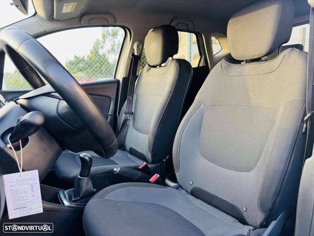 Renault Captur 1.5 dCi Exclusive - 11
