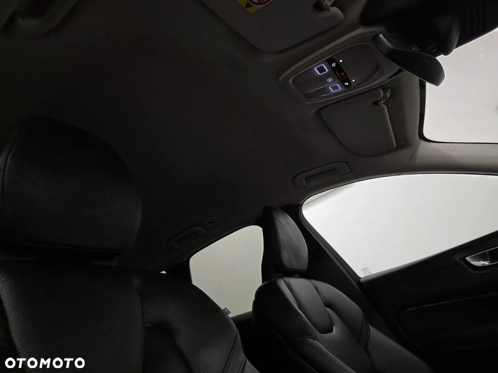 Volvo XC 60 B4 D Geartronic RDesign - 26