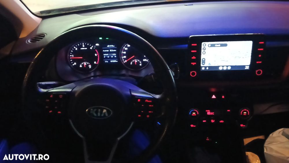 Kia Stonic - 8