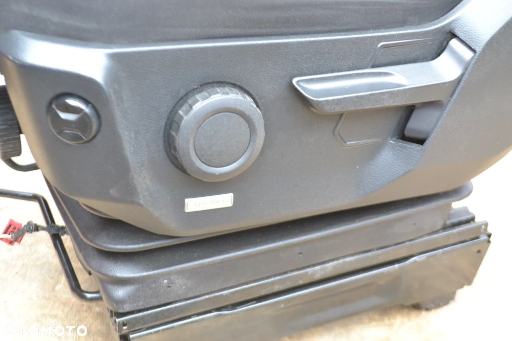 VW VOLKSWAGEN CRAFTER II Fotel Kierowcy Kierowca Lewy Pompowany Regulacja Wagi Waga Amortyzowany Pompa - 6