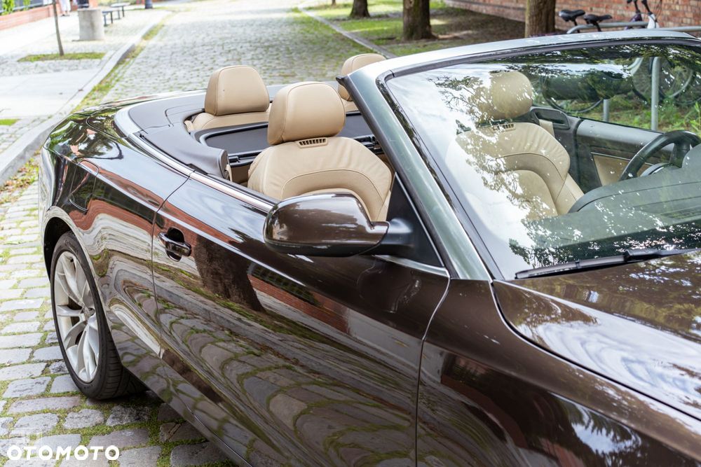 Audi A5 Cabrio - 2