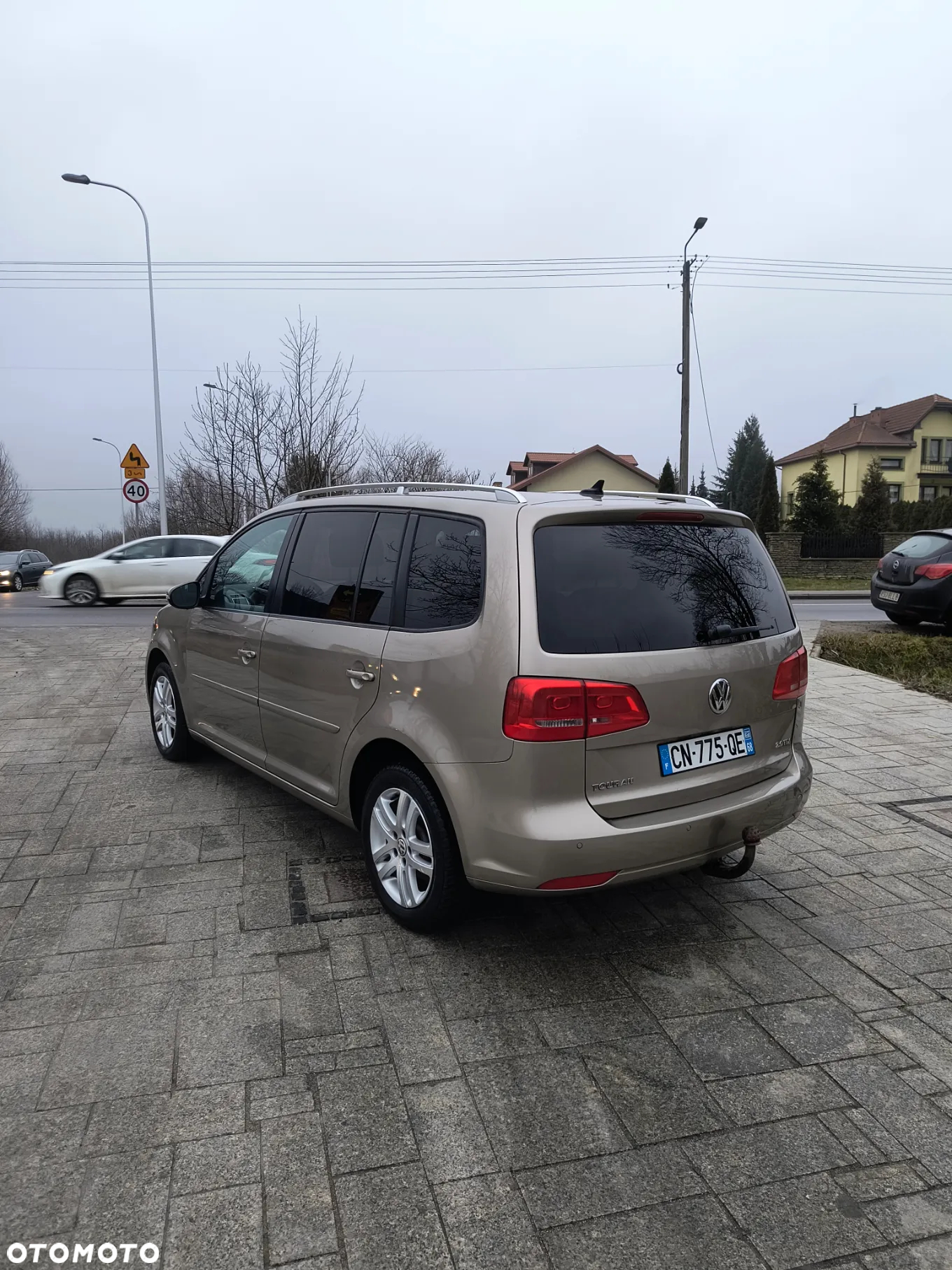 Volkswagen Touran 2.0 TDI Trendline - 3