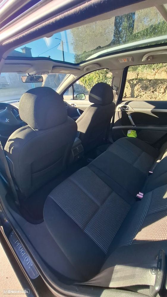 Peugeot 407 SW 1.6 HDi Executive - 13