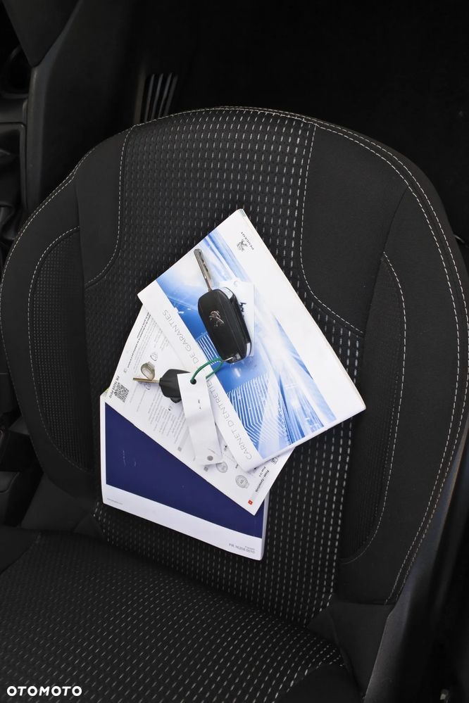 Peugeot 208 1.2 PureTech Allure S&S - 7