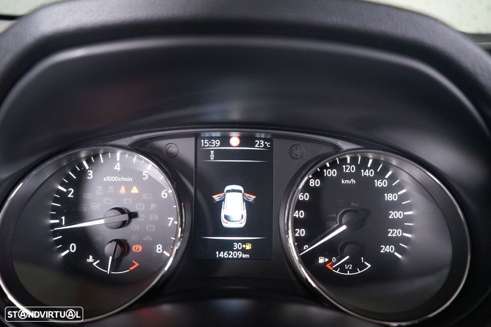 Nissan Qashqai 1.2 DIG-T Acenta Connect - 23